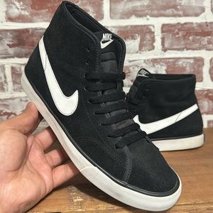 Nike Primo Court Mid Suede Women’s Sz8.5